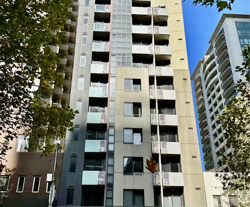 Whole property with 2 rooms for rent