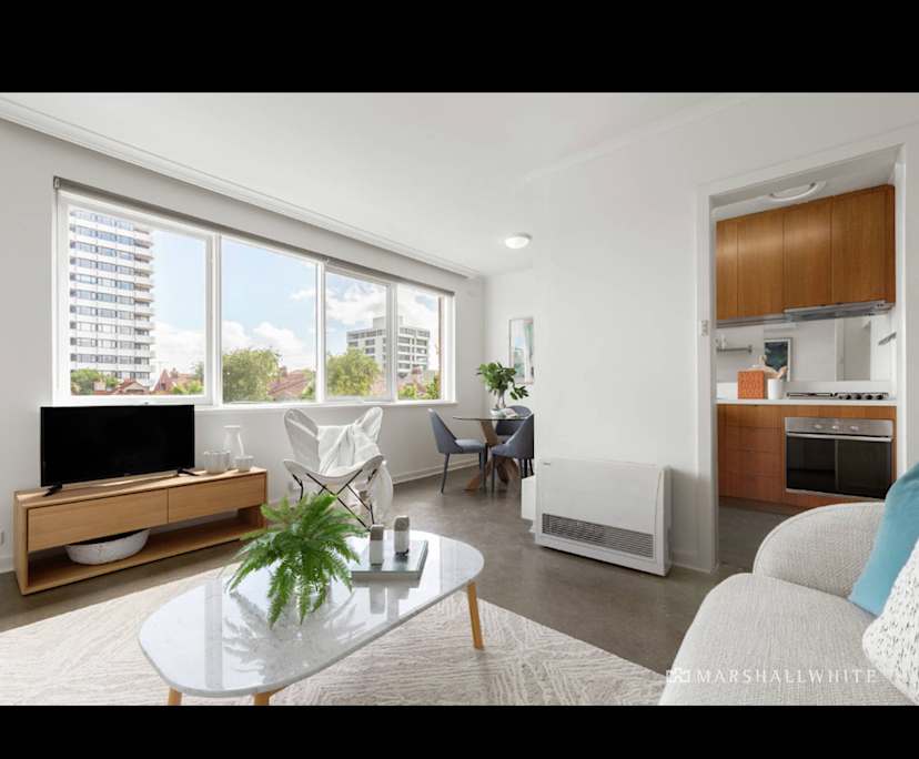 Whole property with 2 rooms for rent