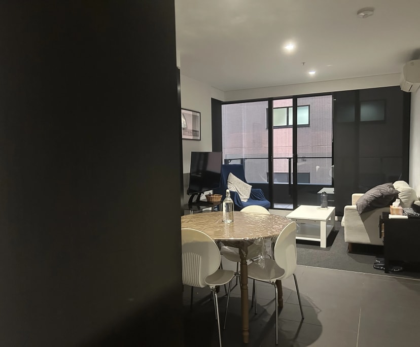 Furnished room in a flatshare