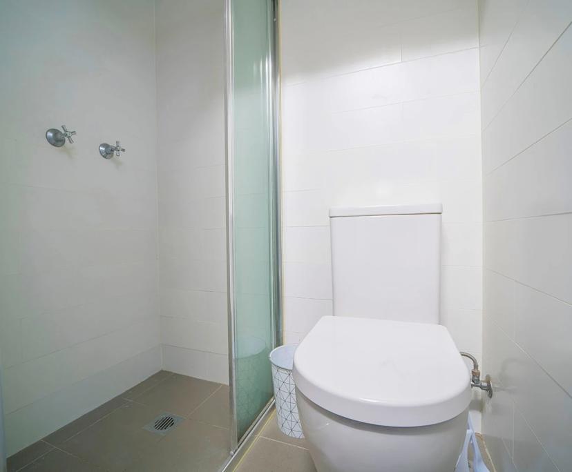 $295, Share-house, 6 bathrooms, Darlinghurst NSW 2010