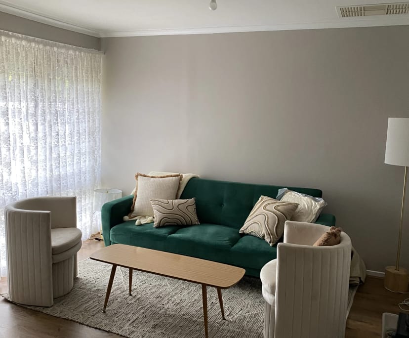 Unfurnished room in a share house