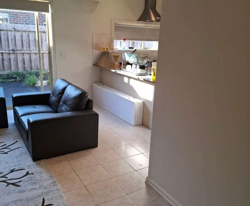 Room in a share house