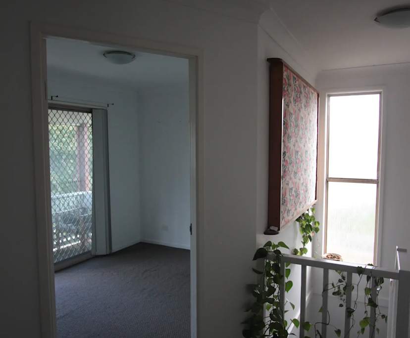 Unfurnished room in a flatshare