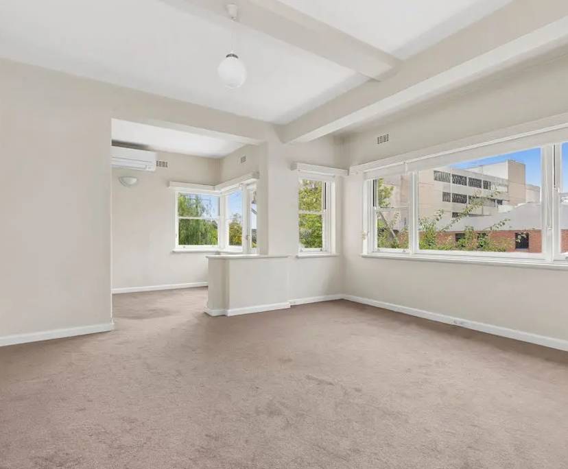 Unfurnished room with own bathroom