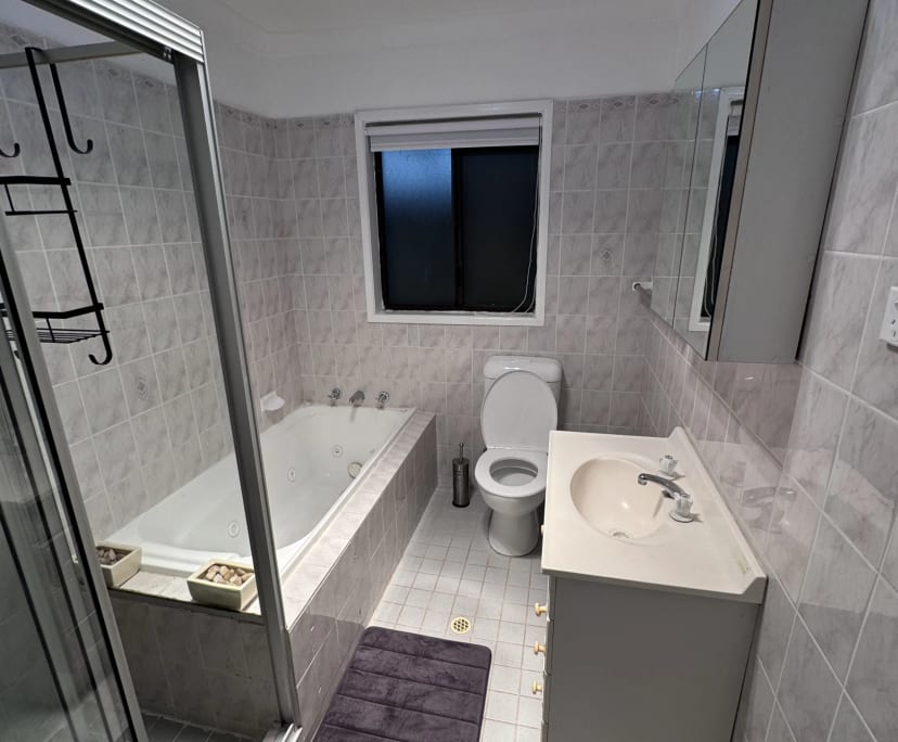 $280, Share-house, 5 bathrooms, Campbelltown NSW 2560