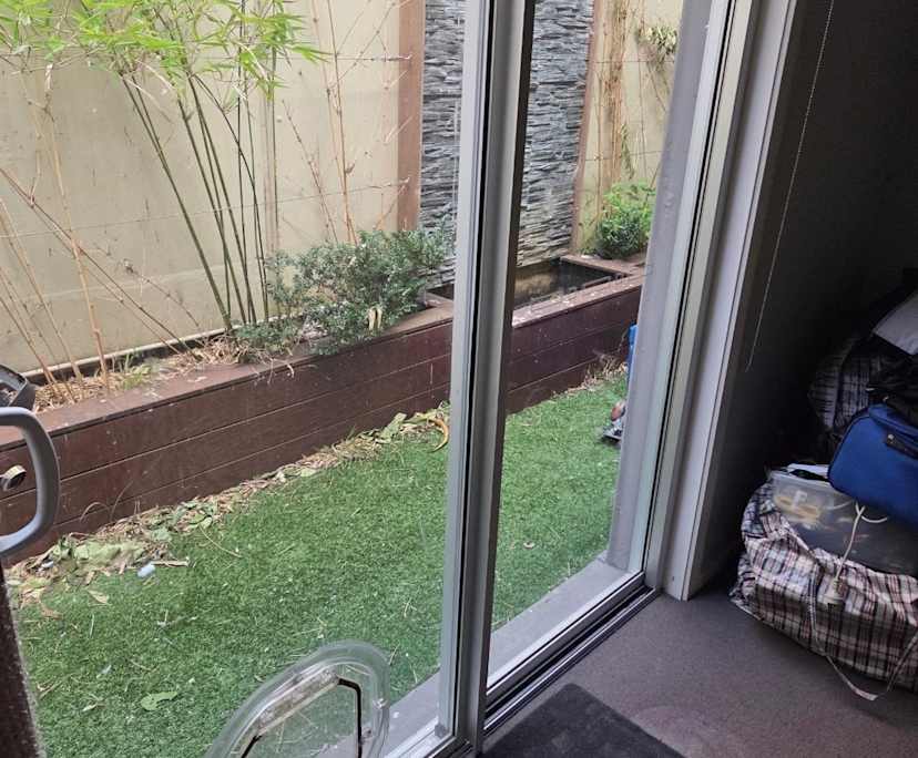 $500, Flatshare, 2 bathrooms, St Kilda VIC 3182
