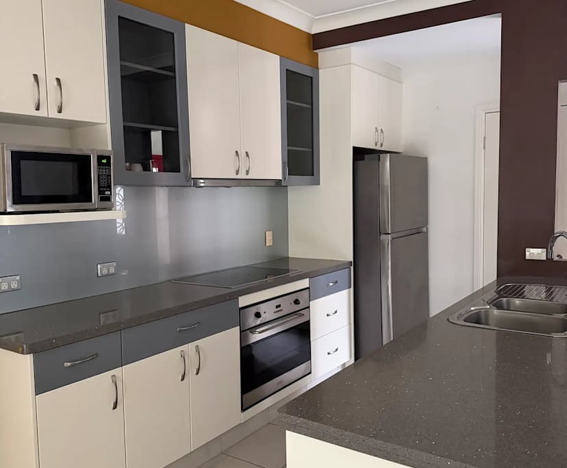 $380-590, Share-house, 2 rooms, Surfers Paradise QLD 4217, Surfers Paradise QLD 4217