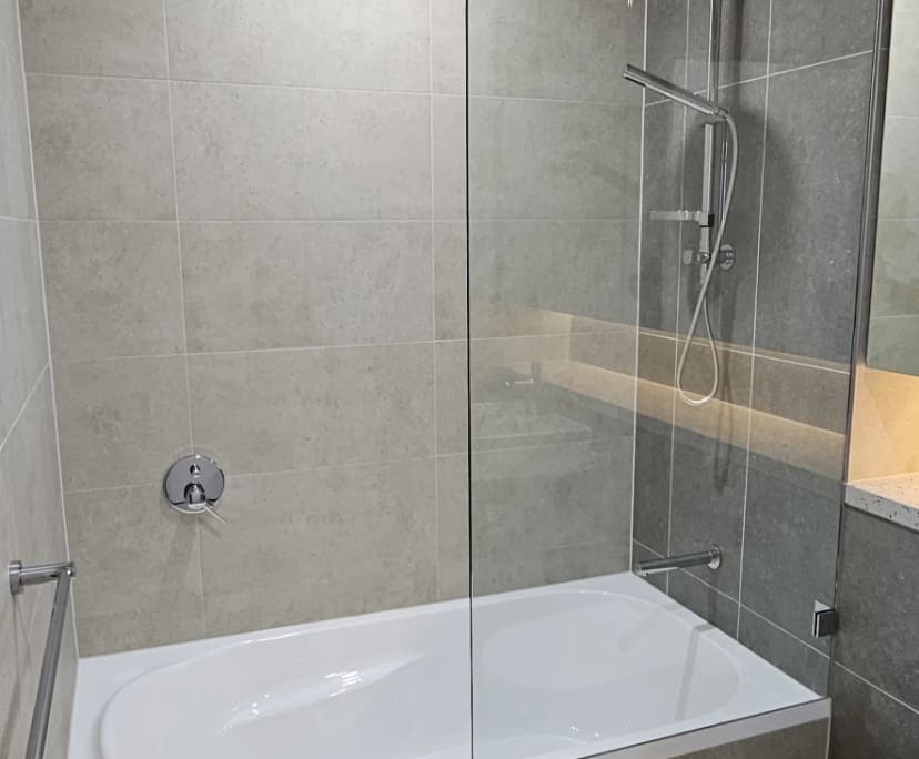 Whole property with 2 rooms for rent