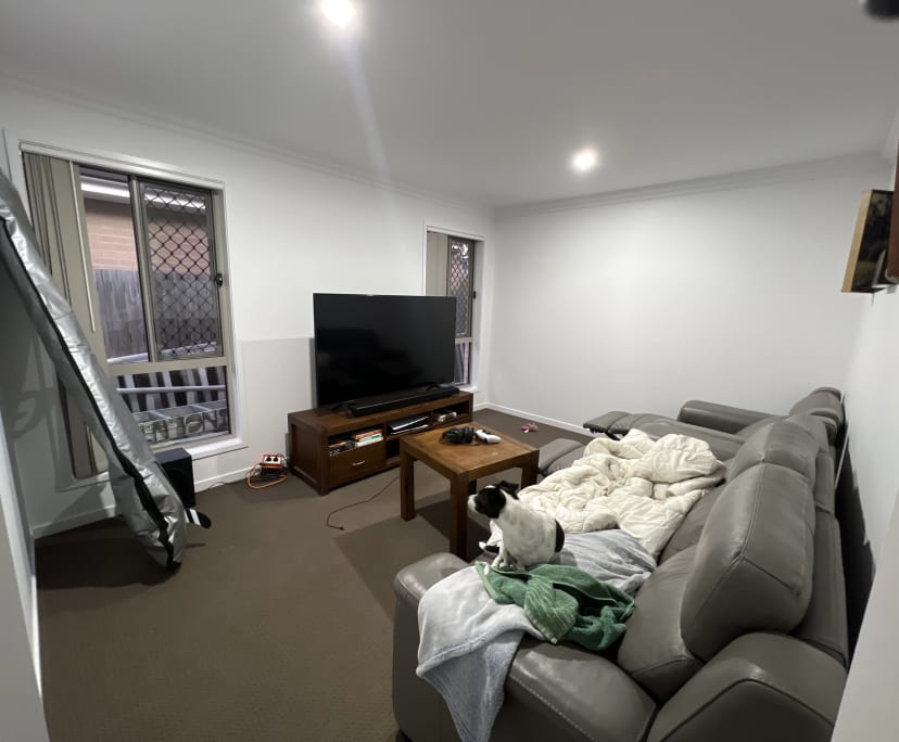 Room for Rent in Springfield Lakes, Brisbane 260,...
