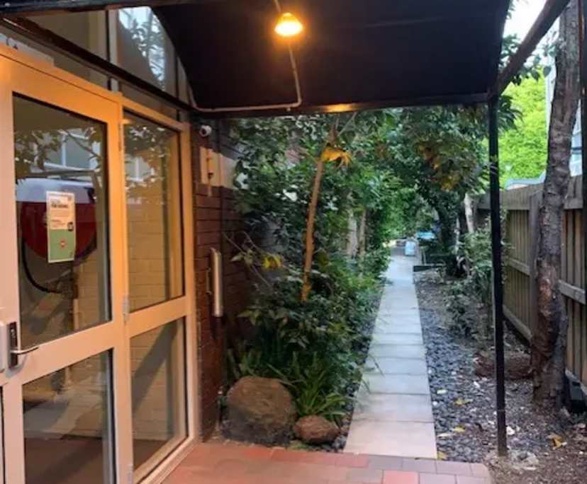 $420, Flatshare, 2 bathrooms, South Yarra VIC 3141