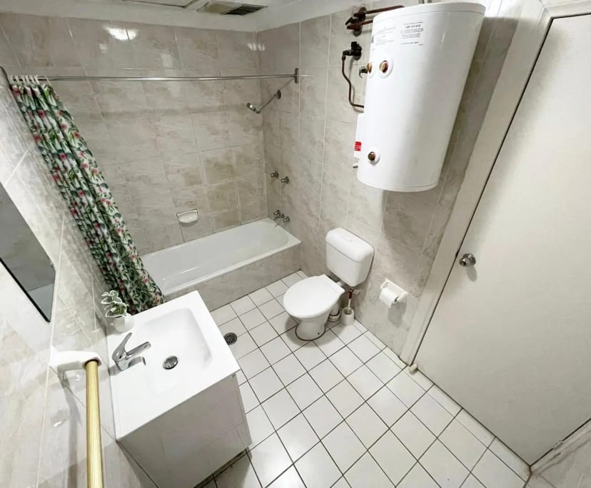 $520, 1-bed, 1 bathroom, Petersham NSW 2049