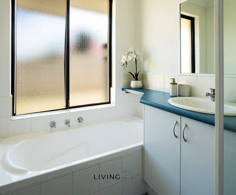 $230, Share-house, 6 bathrooms, Bertram WA 6167