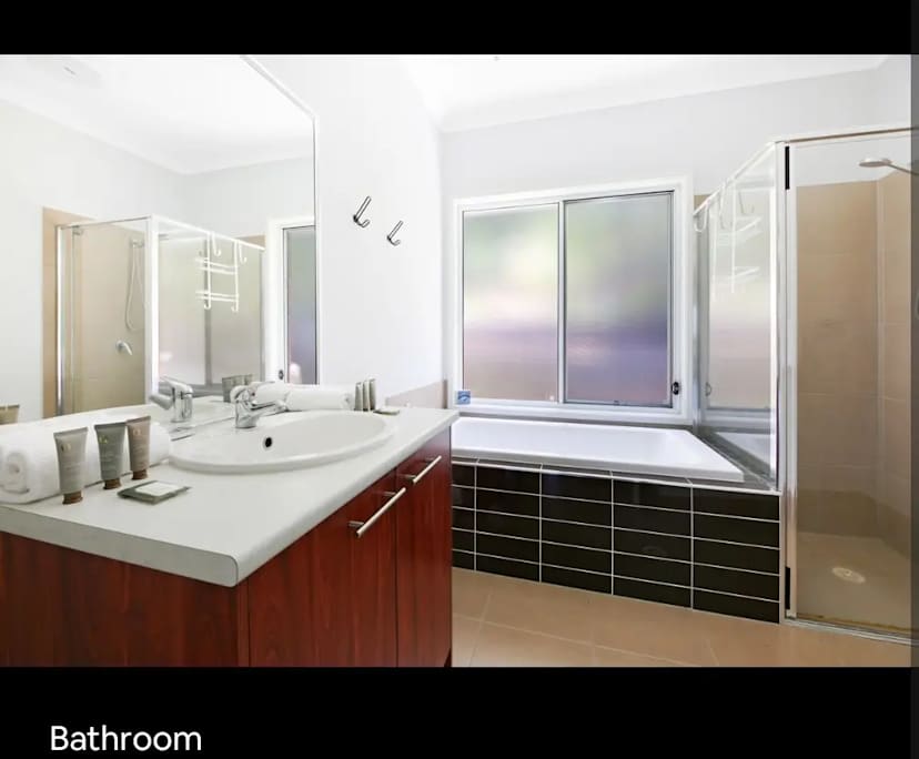 $310, Share-house, 2 rooms, Upper Coomera QLD 4209, Upper Coomera QLD 4209
