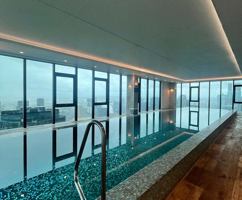 Furnished room with own bathroom