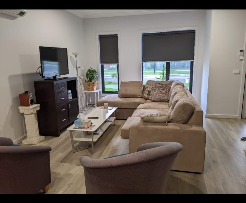 Room in a share house