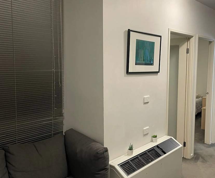 Furnished room in a flatshare
