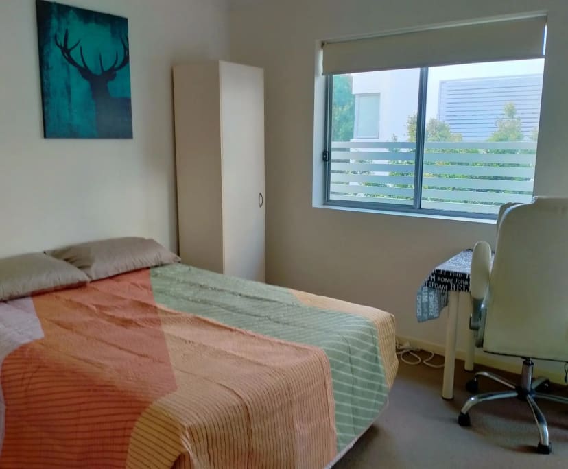 $285, Flatshare, 4 bathrooms, Labrador QLD 4215