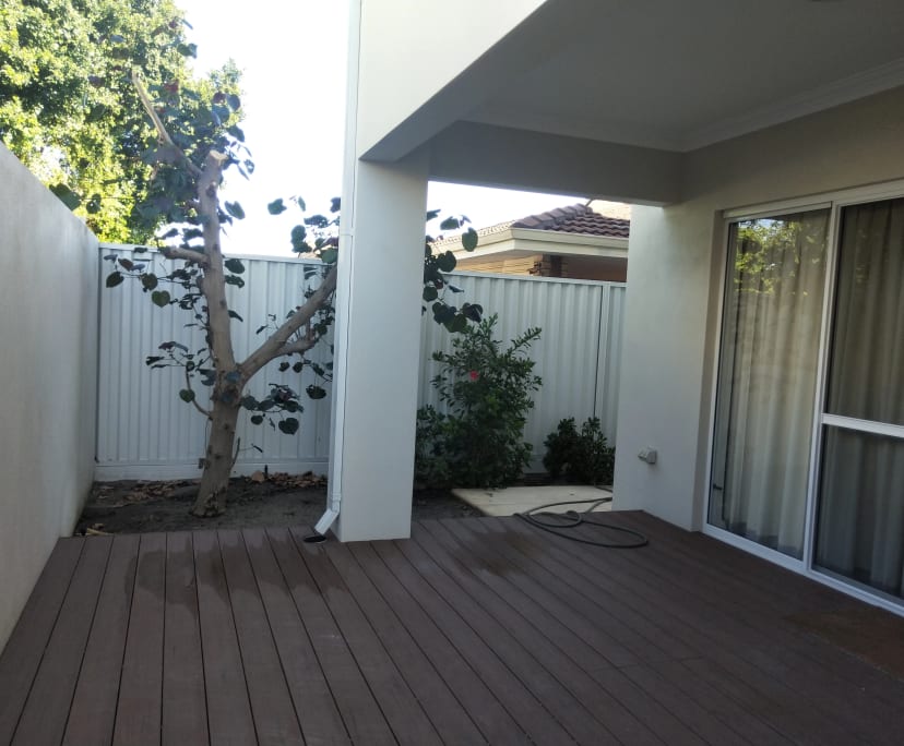 $325, Share-house, 4 bathrooms, Carlisle WA 6101