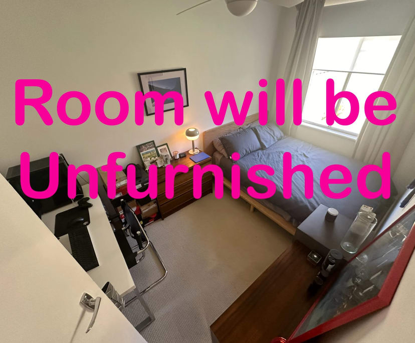 Unfurnished room in a flatshare