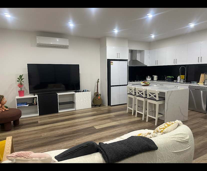$300, Share-house, 3 bathrooms, Clayton South VIC 3169
