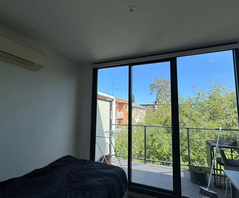 Whole property with 2 rooms for rent