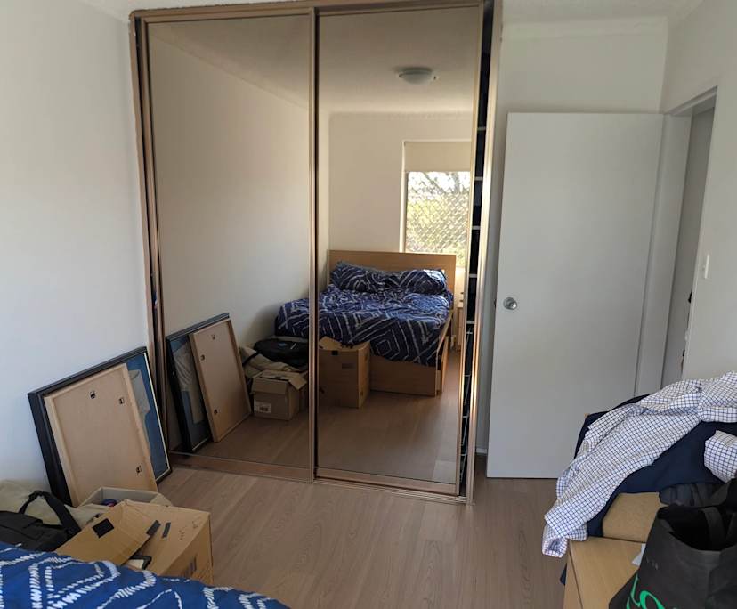 Unfurnished room in a flatshare