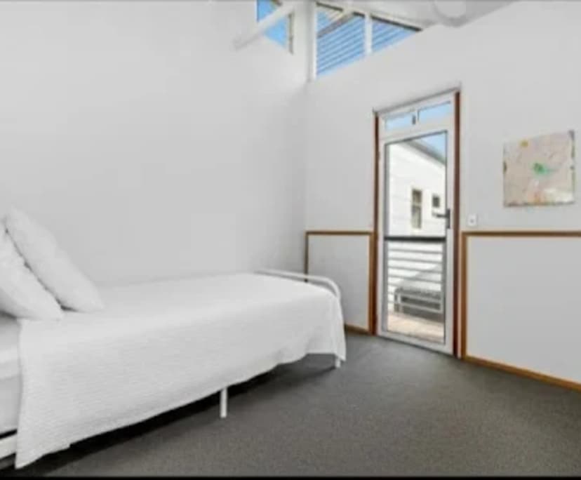 Whole property with 2 rooms for rent