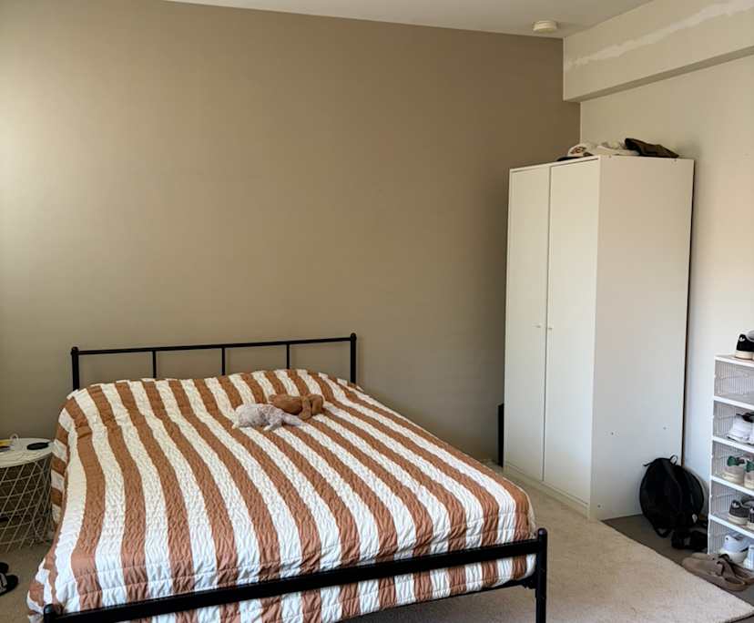 Furnished room studio flat for rent
