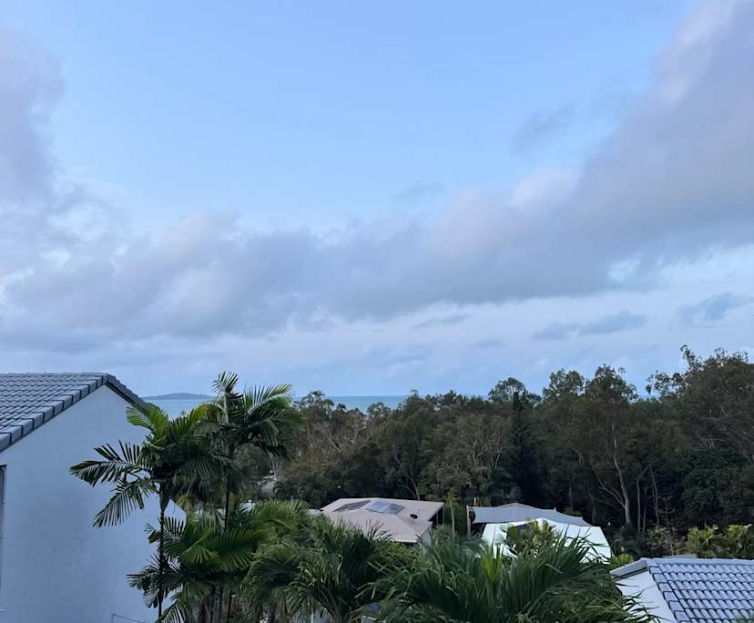 $300, Share-house, 2 bathrooms, Cannonvale QLD 4802