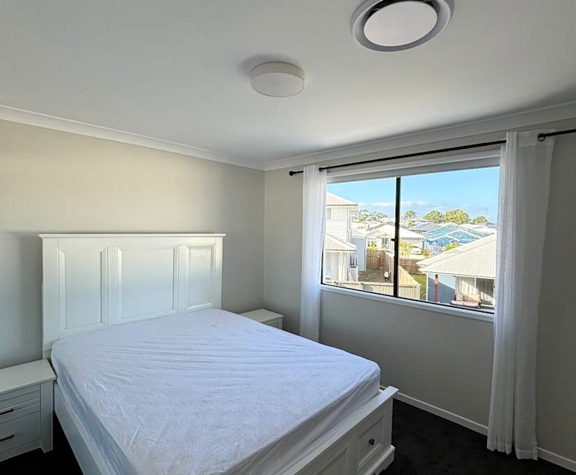 Furnished room with own bathroom