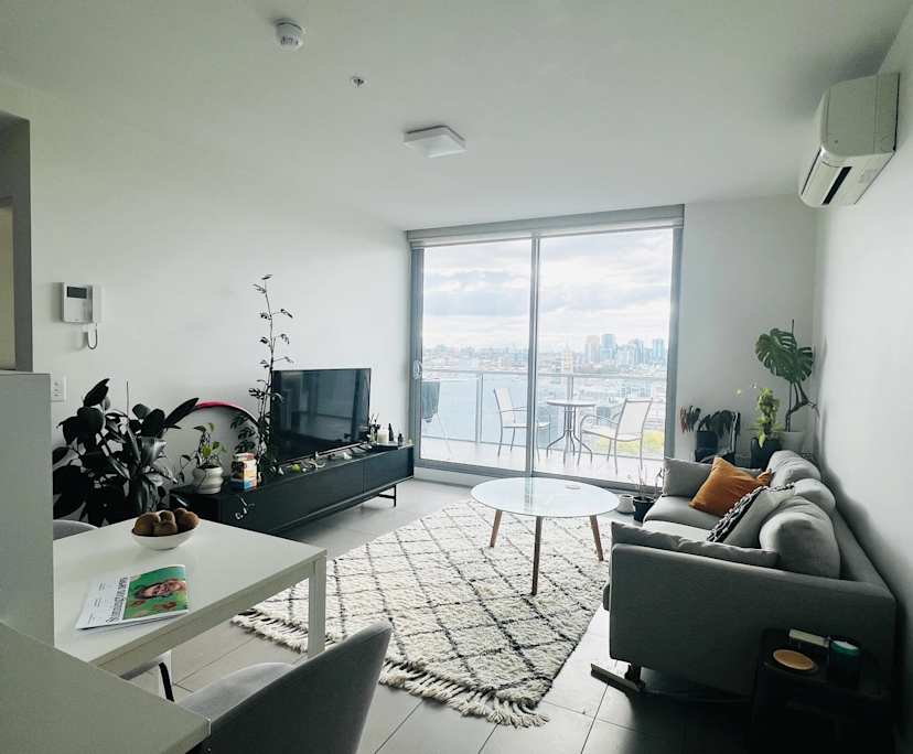 Unfurnished room with own bathroom