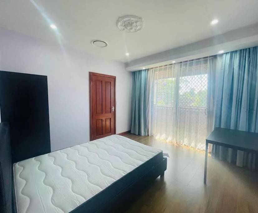 Furnished room with ensuite in a share house