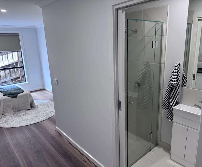 $270, Share-house, 6 bathrooms, Churchill VIC 3842