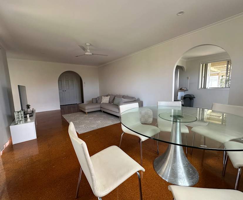 $350-550, Share-house, 2 rooms, Mermaid Waters QLD 4218, Mermaid Waters QLD 4218