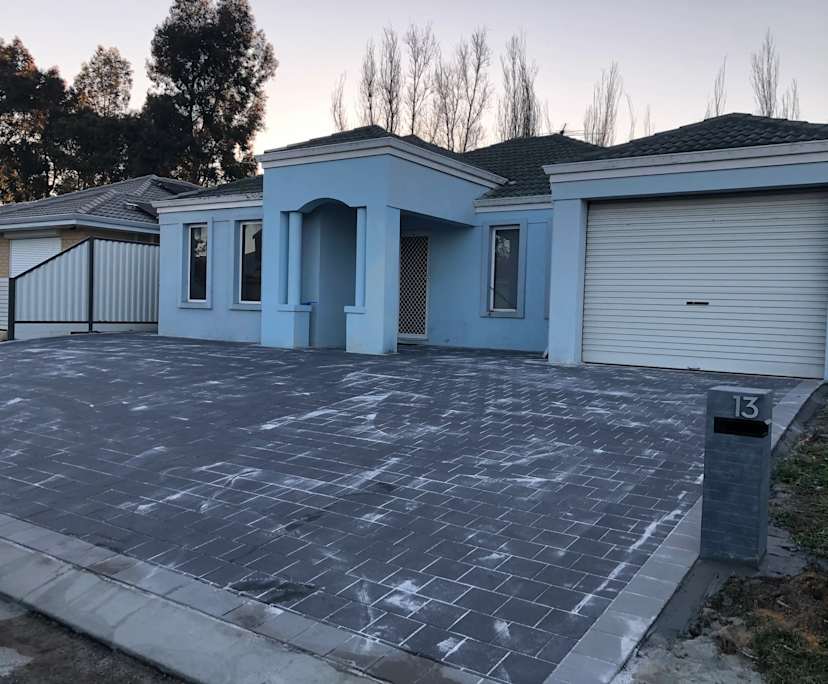 Furnished room in a share house