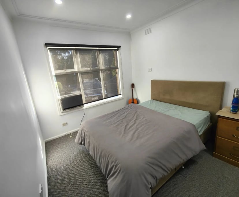 Room in a share house