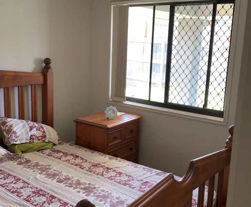 $350, Homestay, 2 rooms, Calamvale QLD 4116, Calamvale QLD 4116