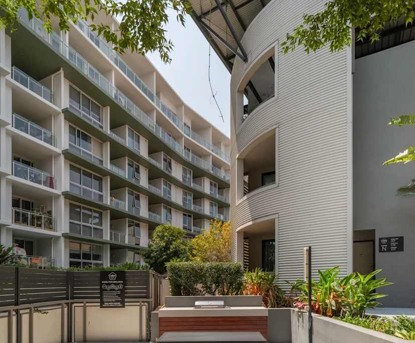 $410, Share-house, 2 bathrooms, Teneriffe QLD 4005