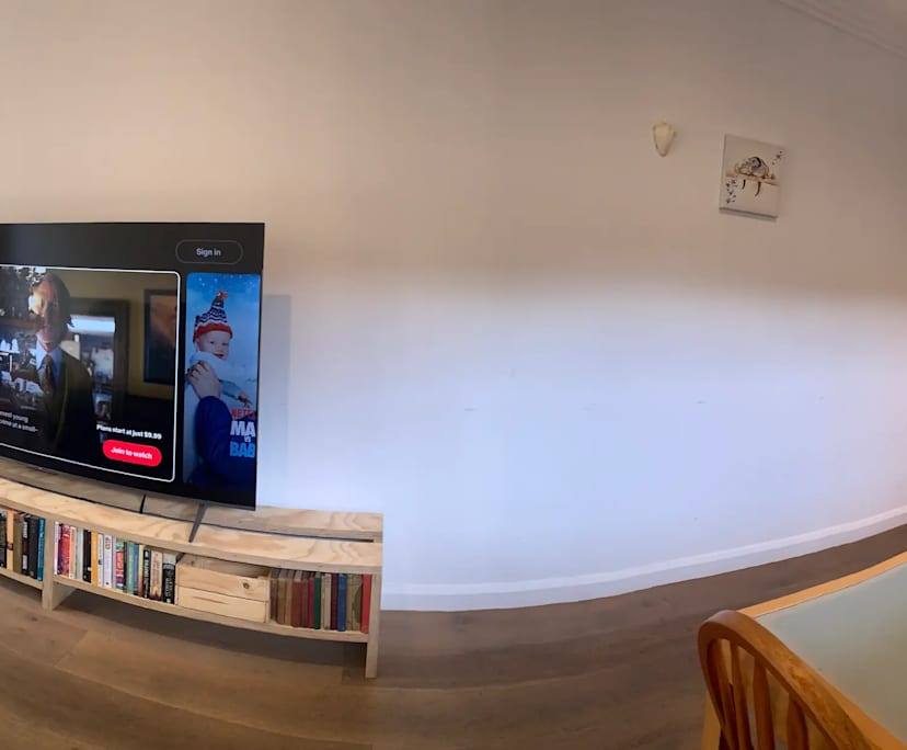 $1,050, Whole-property, 2 bathrooms, Newtown NSW 2042