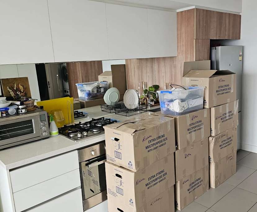 Furnished room in a flatshare