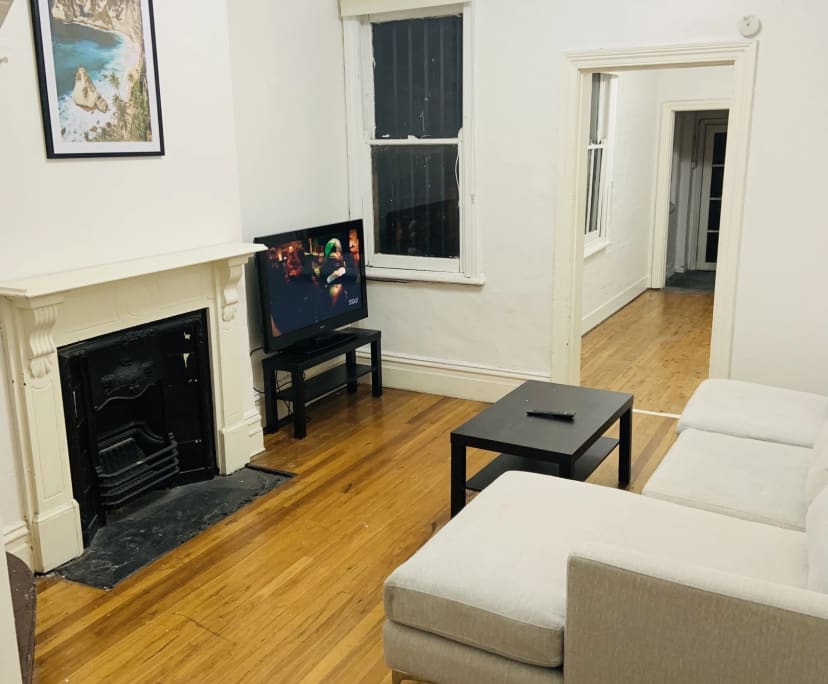 $340, Student-accommodation, 4 bathrooms, Newtown NSW 2042