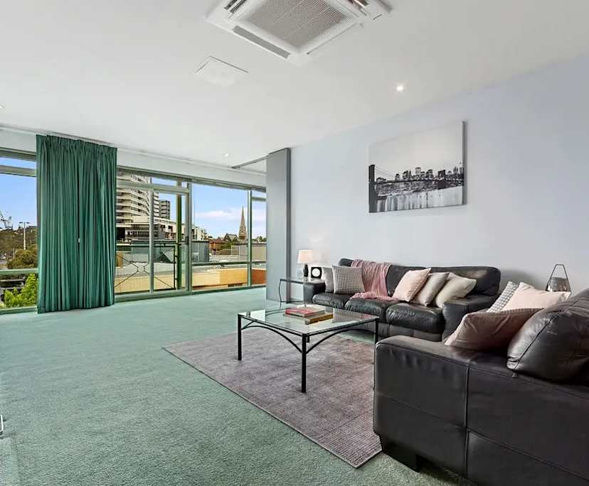 Whole property with 2 rooms for rent