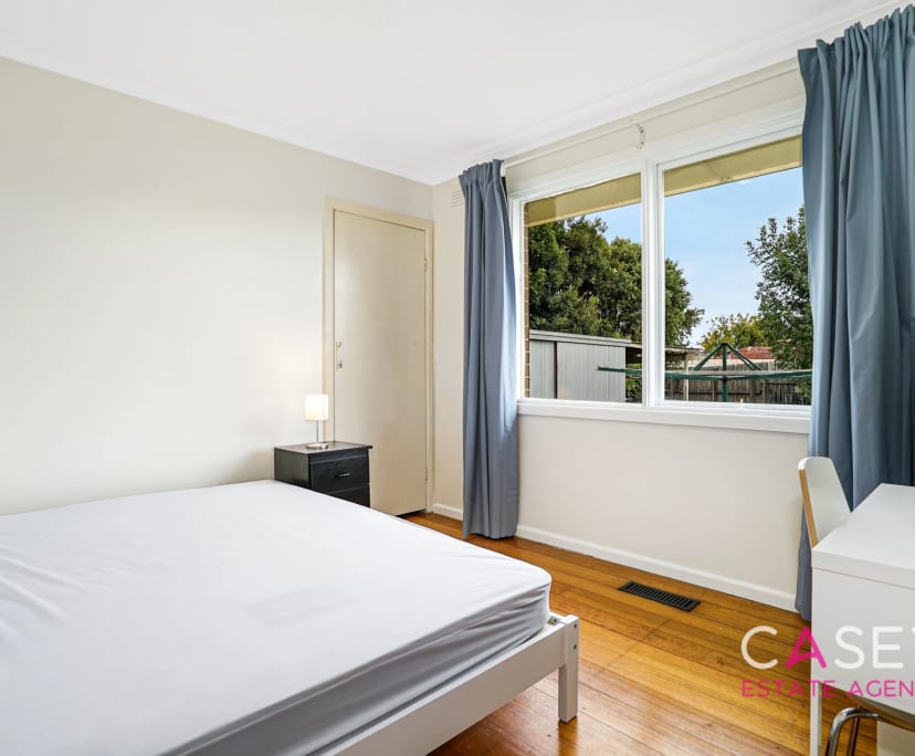 Room for Rent in Dandenong North, Melbourne 195,