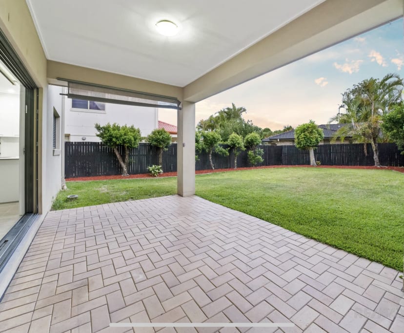 $280, Share-house, 6 bathrooms, Molendinar QLD 4214