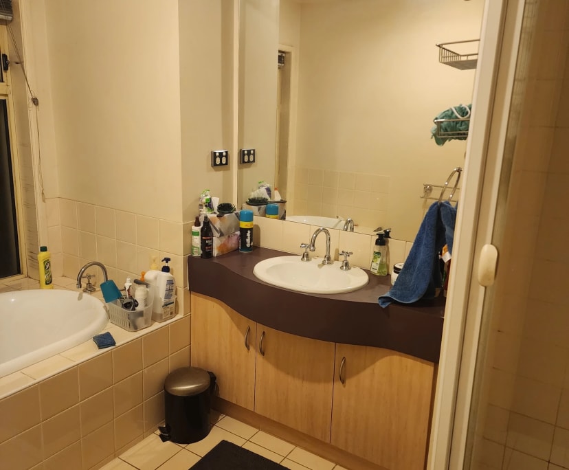 $350, Share-house, 4 bathrooms, Mawson Lakes SA 5095