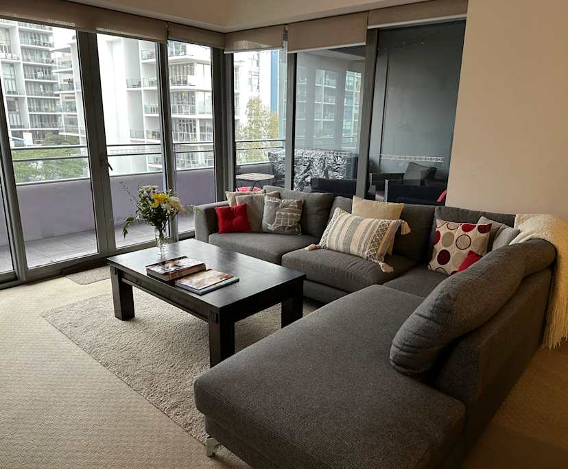 Furnished room with ensuite in a flatshare