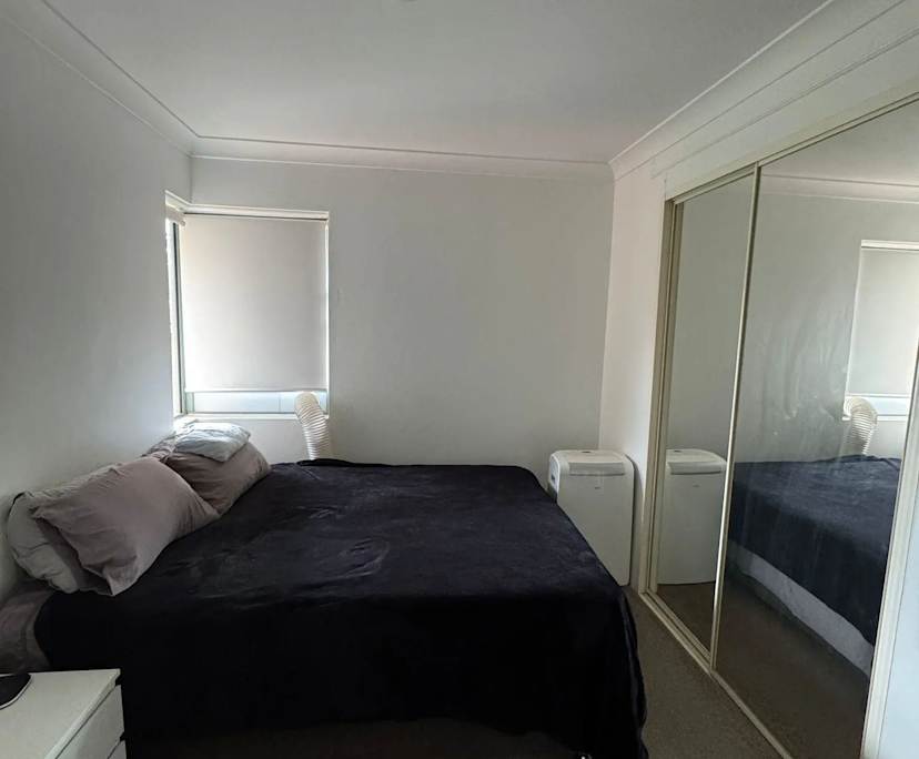 Unfurnished room in a flatshare