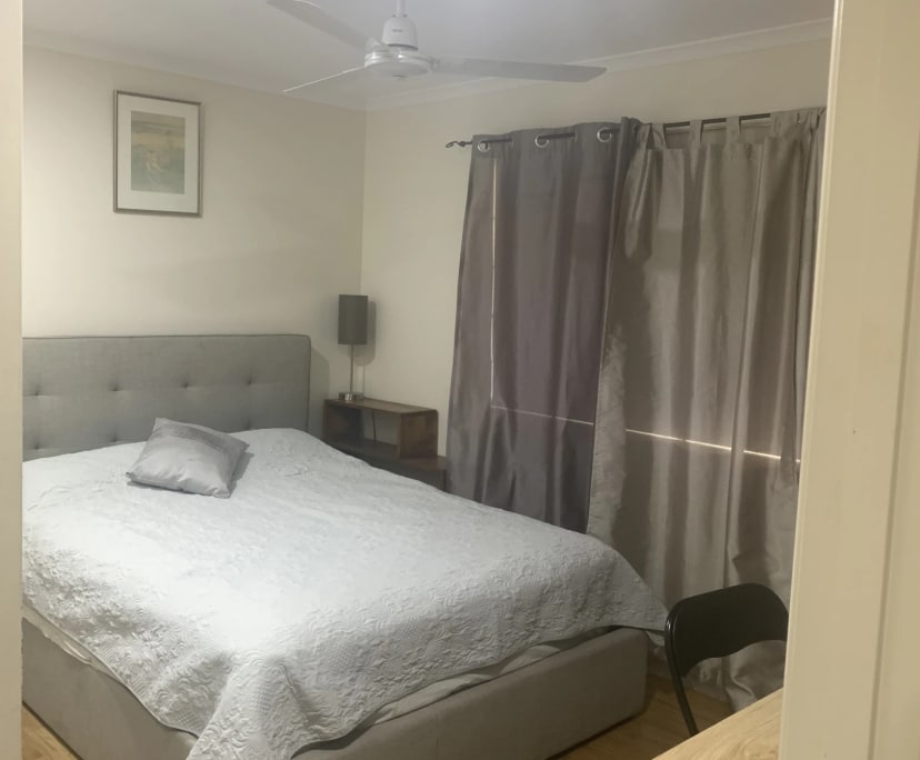 Room for Rent in Avoca, QLD 250, Furnished, Share...
