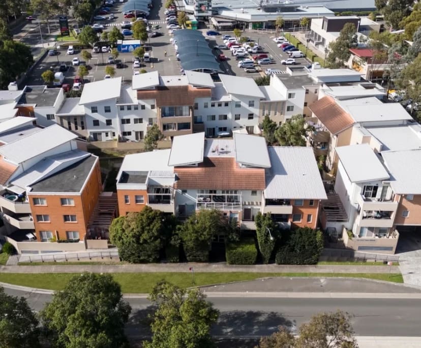 Furnished room in a flatshare