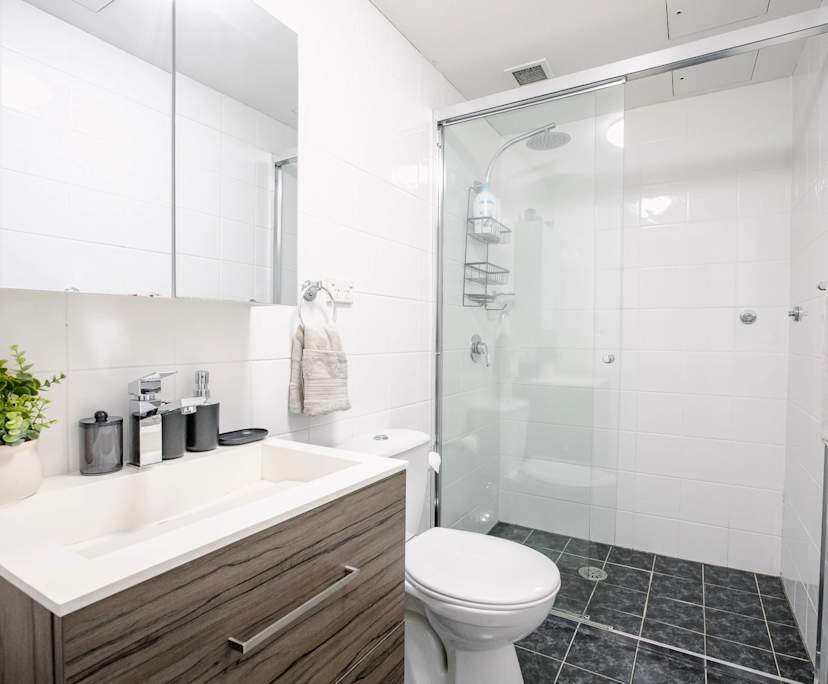 $1,600, Whole-property, 2 bathrooms, Redfern NSW 2016